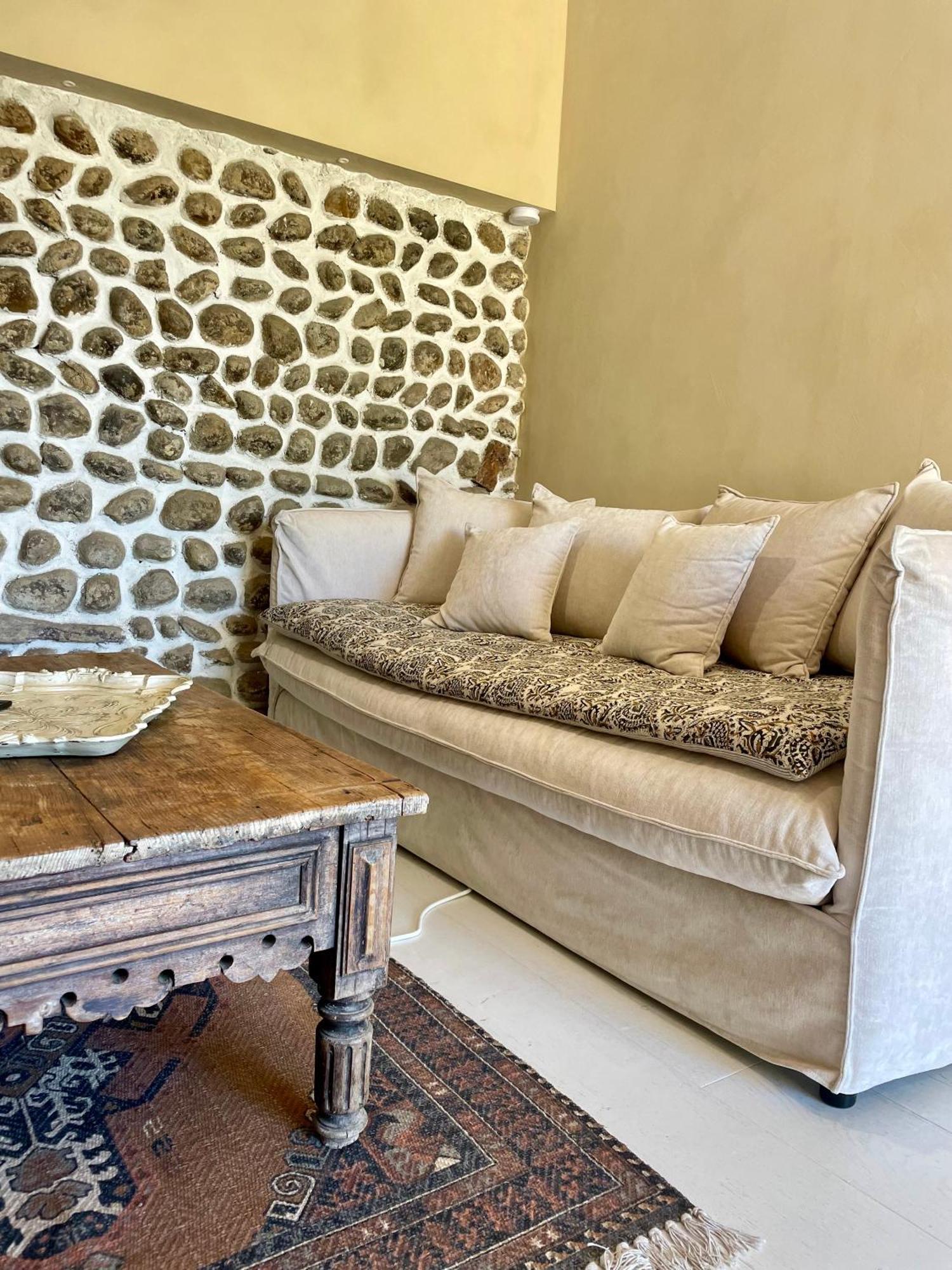La Suite Dromoise 1809 Saint-Paul-les-Romans Ngoại thất bức ảnh