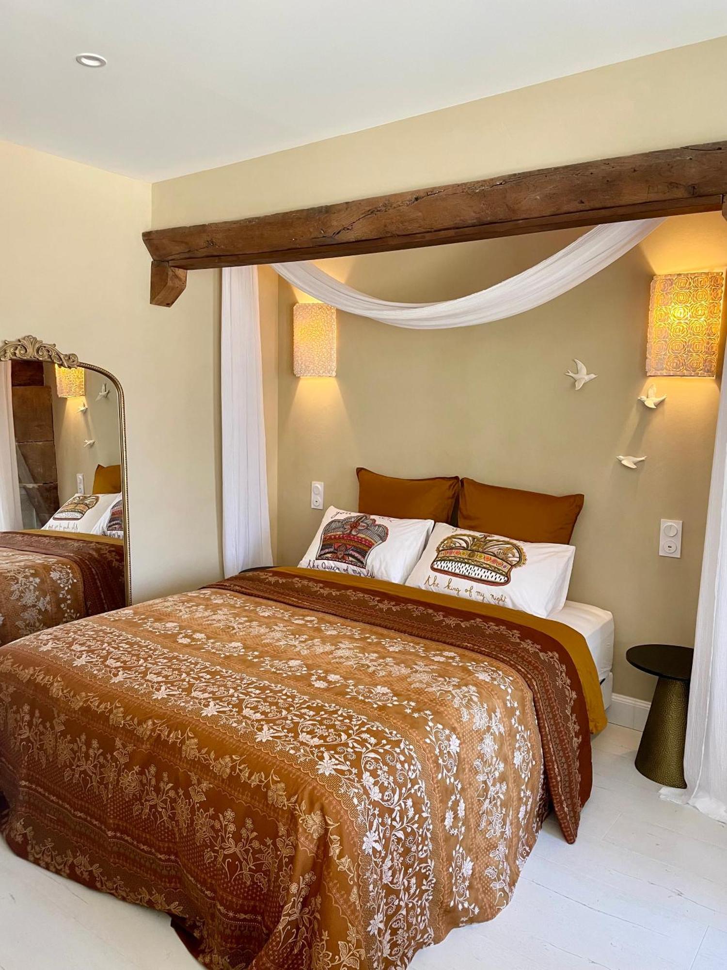 La Suite Dromoise 1809 Saint-Paul-les-Romans Ngoại thất bức ảnh